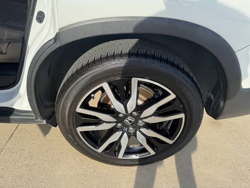 Certified 2020 Honda Pilot Touring image 37