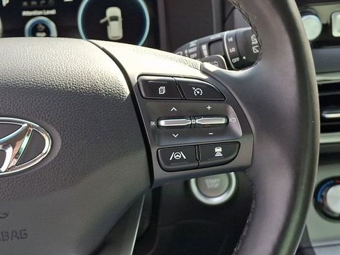 Used 2023 Hyundai Kona Limited image 31