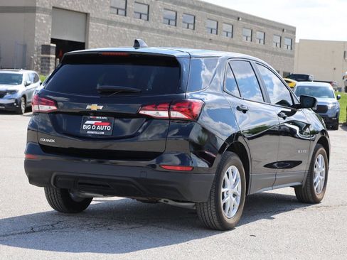 Used 2024 Chevrolet Equinox LS w/ LS Convenience Package AWD/4WD image 9