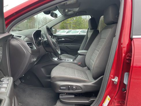 Used 2024 Chevrolet Equinox LT image 29