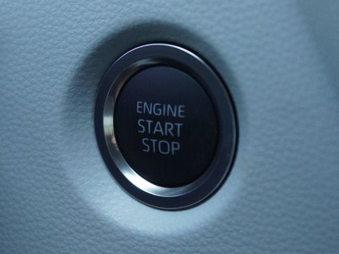 Used 2026 Toyota Corolla XSE FWD image 5