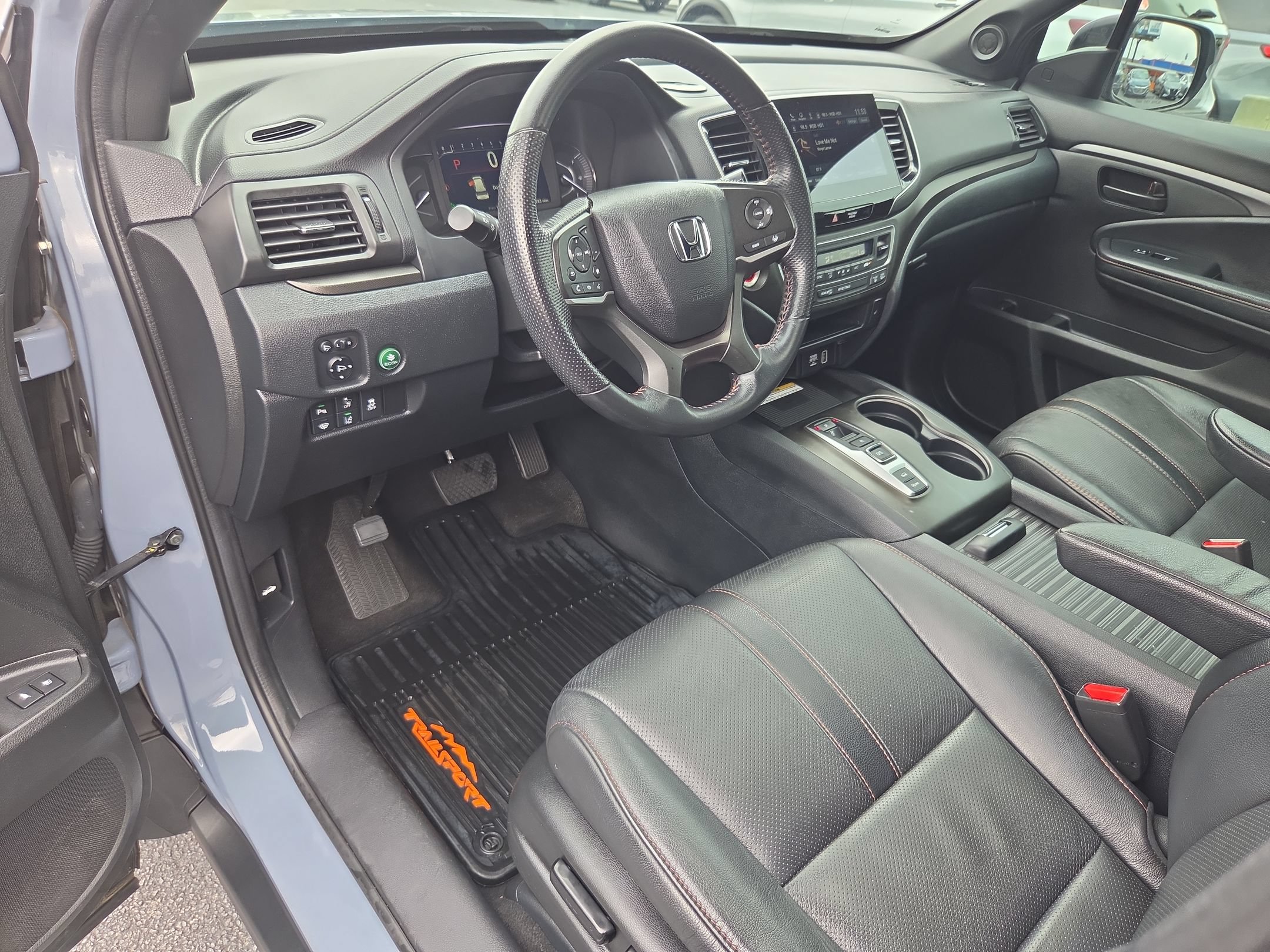 Used 2023 Honda Passport TrailSport image 12
