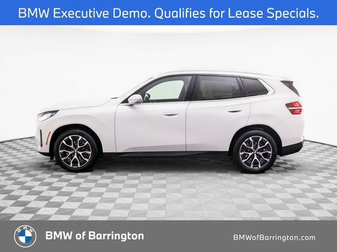 Used 2026 BMW X3 xDrive30i w/ Convenience Package AWD/4WD image 2