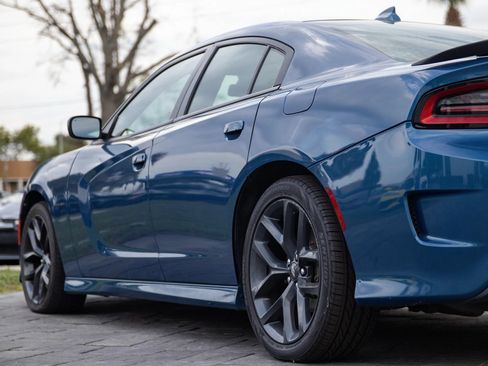 Used 2020 Dodge Charger R/T w/ Blacktop Package RWD image 9