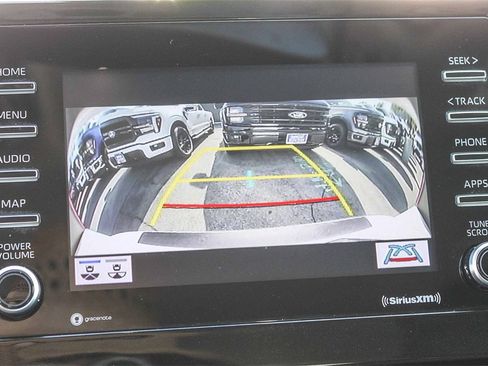 Used 2022 Toyota Camry SE image 28