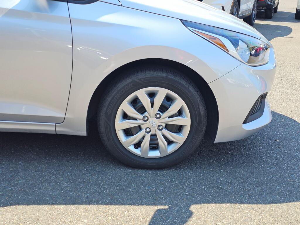 Used 2018 Hyundai Accent SE FWD image 9