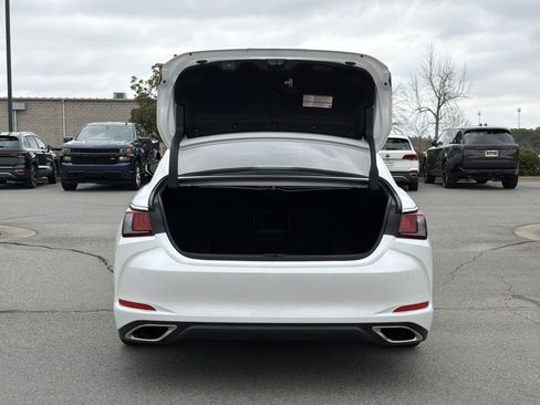 Used 2024 Lexus ES 350 Luxury image 15