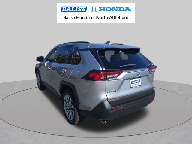 Used 2020 Toyota RAV4 XLE Premium AWD/4WD image 5