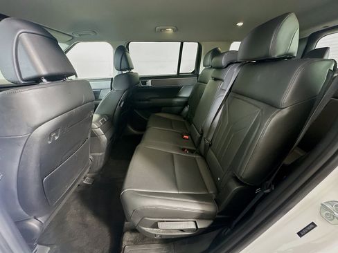 Used 2025 Hyundai Santa Fe SEL image 28