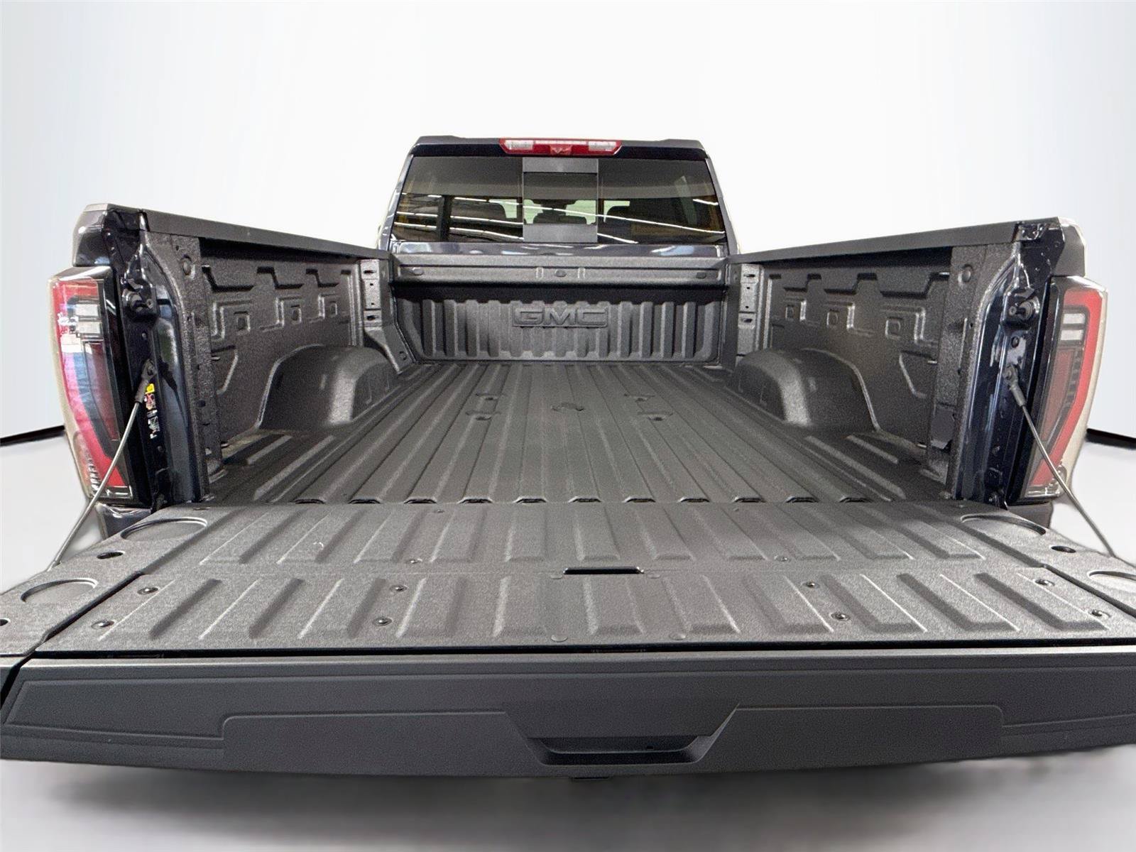New 2026 GMC Sierra 3500 AT4 w/ AT4 Premium Plus Package AWD/4WD image 21