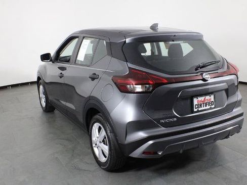 Certified 2021 Nissan Kicks S FWD image 16