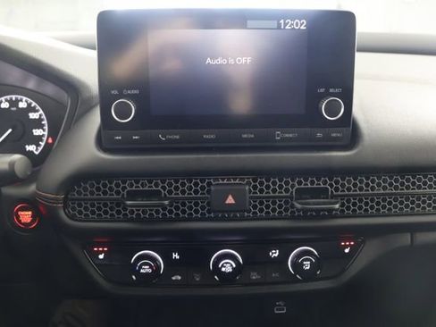 Certified 2025 Honda HR-V Sport image 14