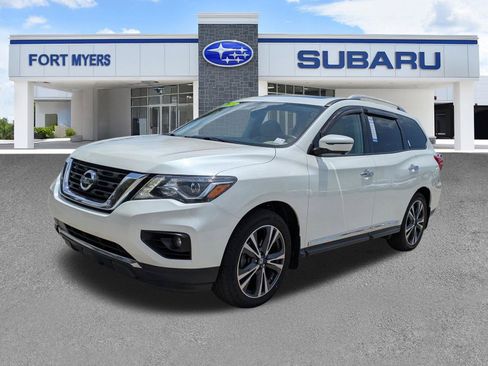 Used 2018 Nissan Pathfinder Platinum FWD image 9