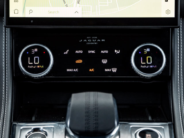 Certified 2025 Jaguar F-PACE R-Dynamic S AWD/4WD image 24