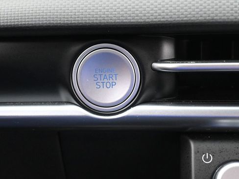 Used 2025 Hyundai Tucson SE image 29