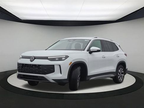 New 2026 Volkswagen Tiguan S image 3