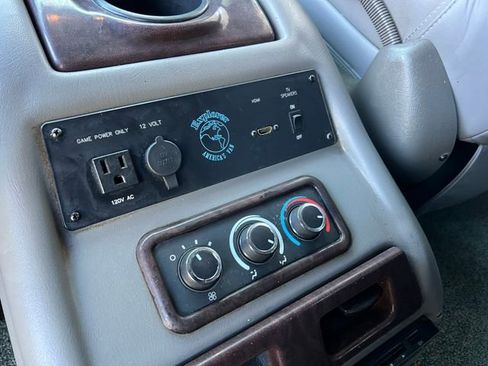 Used 2014 GMC Savana 1500 RWD image 19