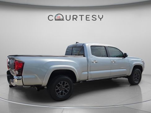 Used 2023 Toyota Tacoma SR5 image 5