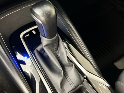 Used 2021 Toyota Corolla SE image 25