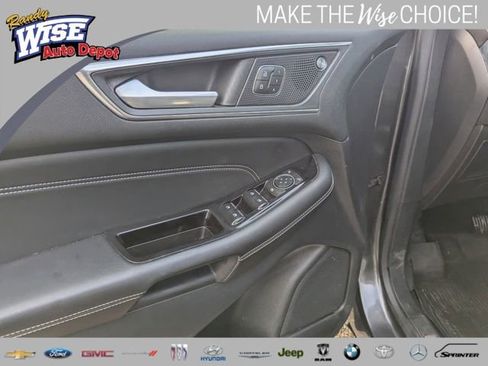 Used 2020 Ford Edge Titanium w/ Equipment Group 301A image 10