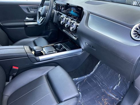 Certified 2023 Mercedes-Benz GLA 250 image 17