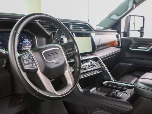 Used 2024 GMC Sierra 2500 Denali w/ Denali Reserve Package image 27