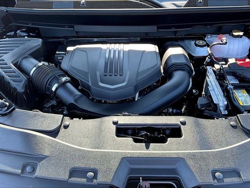 New 2025 GMC Acadia Elevation w/ LPO, Floor Liner Package image 12