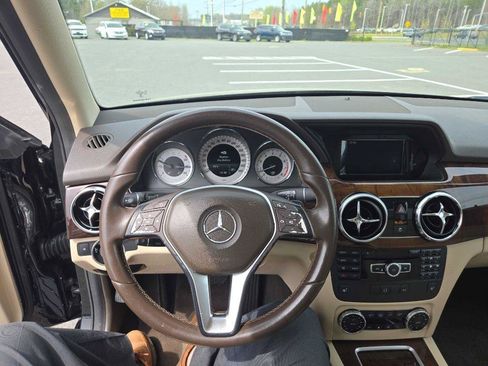 Used 2015 Mercedes-Benz GLK 350 2WD image 14