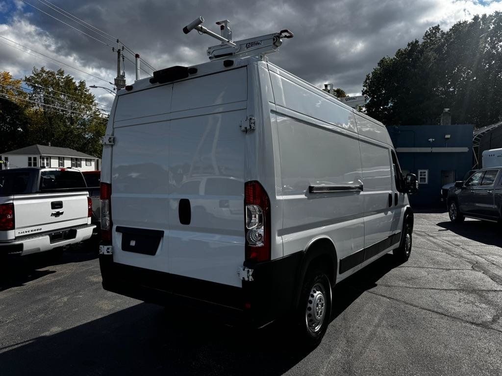 Used 2025 RAM ProMaster 2500 FWD image 6