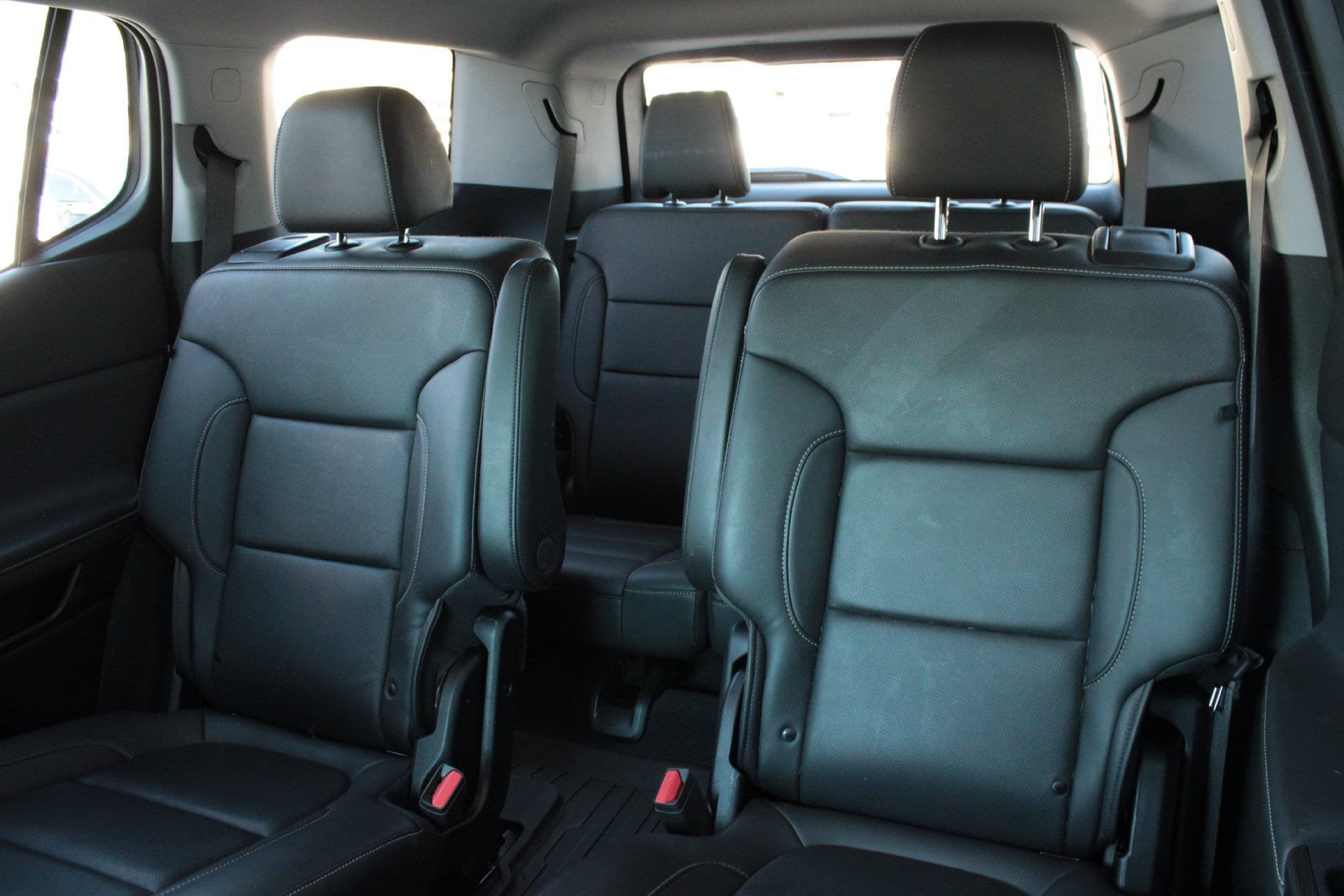 Used 2023 GMC Acadia SLT w/ Preferred Package AWD/4WD image 16