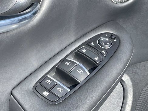 Used 2024 INFINITI QX50 Sport image 13