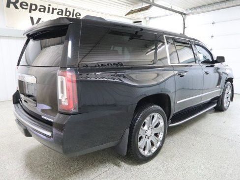 Used 2016 GMC Yukon XL Denali w/ Open Road Package AWD/4WD image 6