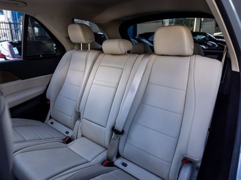 Used 2022 Mercedes-Benz GLE 350 4MATIC image 44