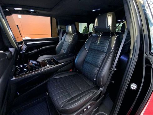 Used 2023 Land Rover Range Rover Long Wheelbase Autobiography image 20