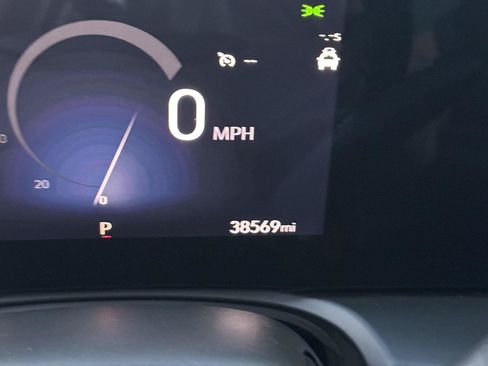 Used 2024 Buick Encore GX Sport Touring AWD/4WD image 30