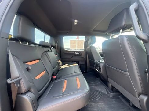 Used 2023 GMC Sierra 1500 AT4 w/ AT4 Premium Package AWD/4WD image 16