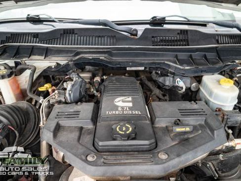 Used 2015 RAM 3500 SLT AWD/4WD image 17