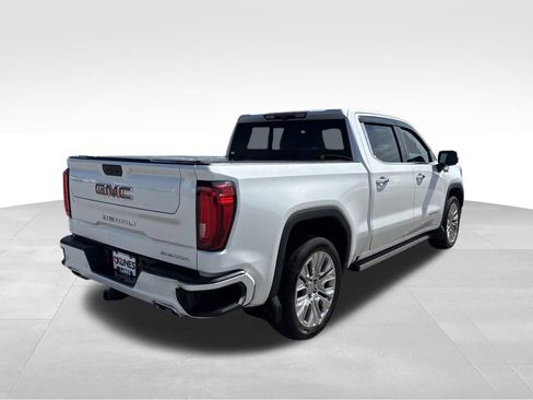 Used 2020 GMC Sierra 1500 Denali w/ Denali Ultimate Package AWD/4WD image 11
