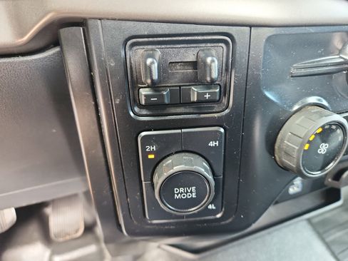 Used 2024 Ford F150 XL image 35