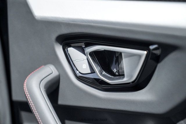 Used 2024 Lamborghini Urus S AWD/4WD image 65