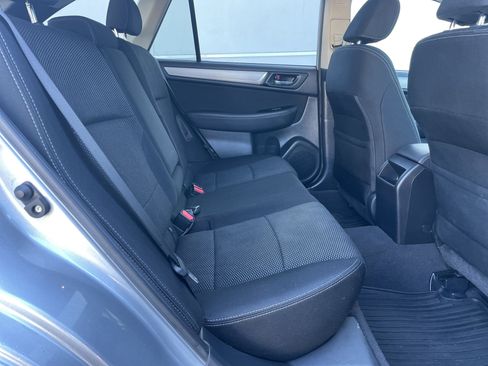 Used 2015 Subaru Outback 2.5i Premium image 19