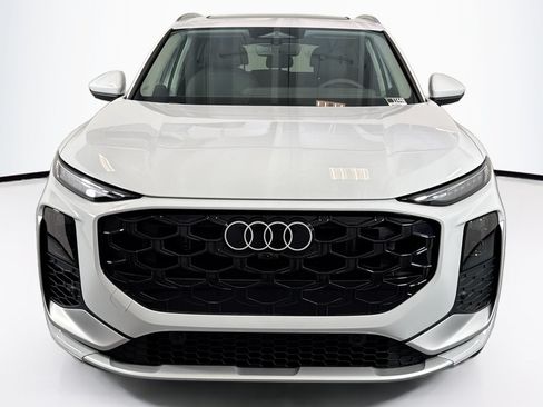 New 2026 Audi Q3 quattro 2.0T AWD/4WD image 2