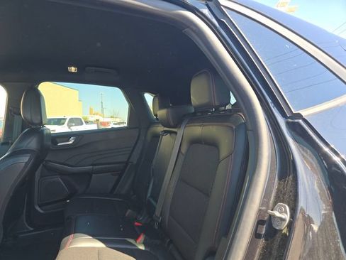 Certified 2025 Ford Escape ST-Line AWD/4WD image 14