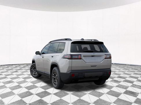 New 2026 Jeep Cherokee Laredo image 4