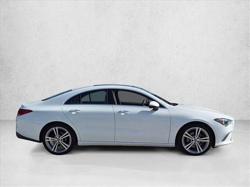 Used 2021 Mercedes-Benz CLA 250 image 4