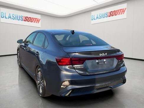 Used 2023 Kia Forte GT-Line w/ GT-Line Premium Package image 5