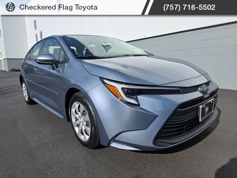 Used 2023 Toyota Corolla LE image 11