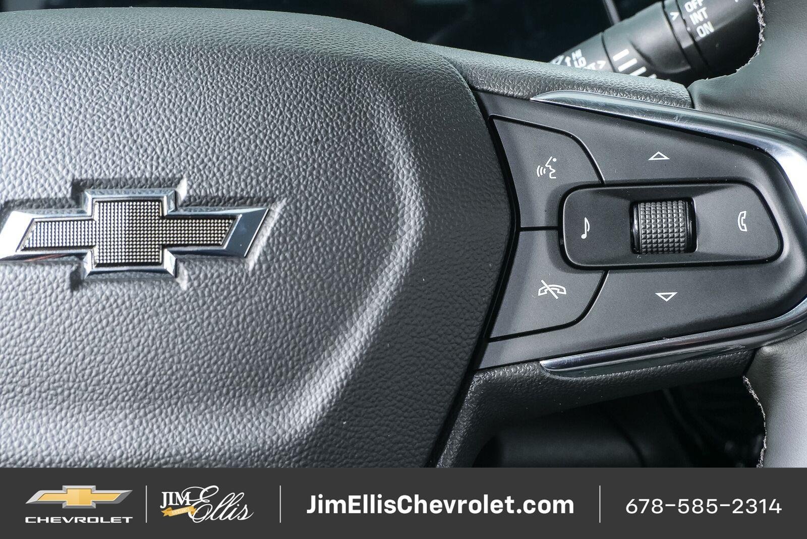 Used 2026 Chevrolet Trax ACTIV w/ Sunroof Package FWD image 11