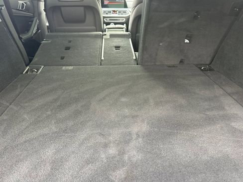 Used 2023 BMW X6 xDrive40i w/ M Sport Package image 30