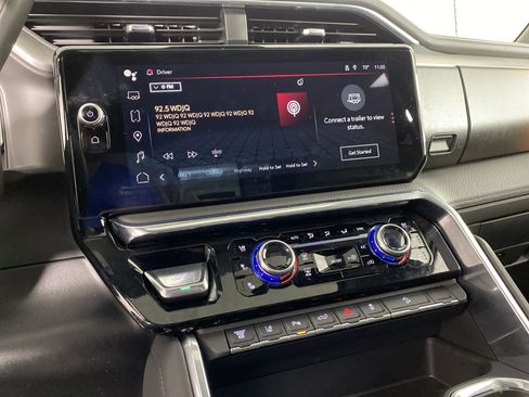 Used 2025 GMC Sierra 2500 Denali w/ Snow Plow Prep/Camper Package image 37